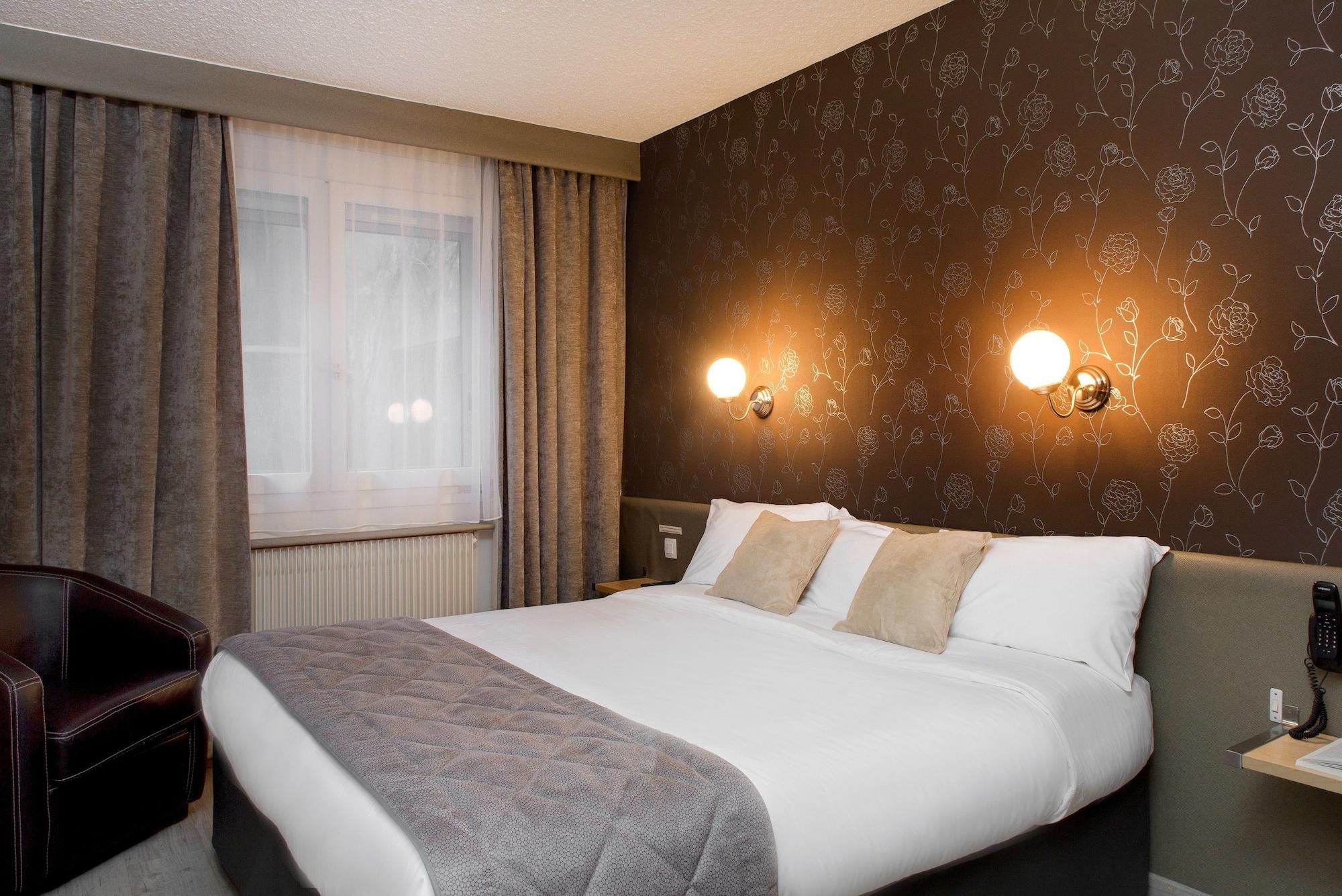 Logis Hotel Du Midi - Saint Etienne Sud Zewnętrze zdjęcie