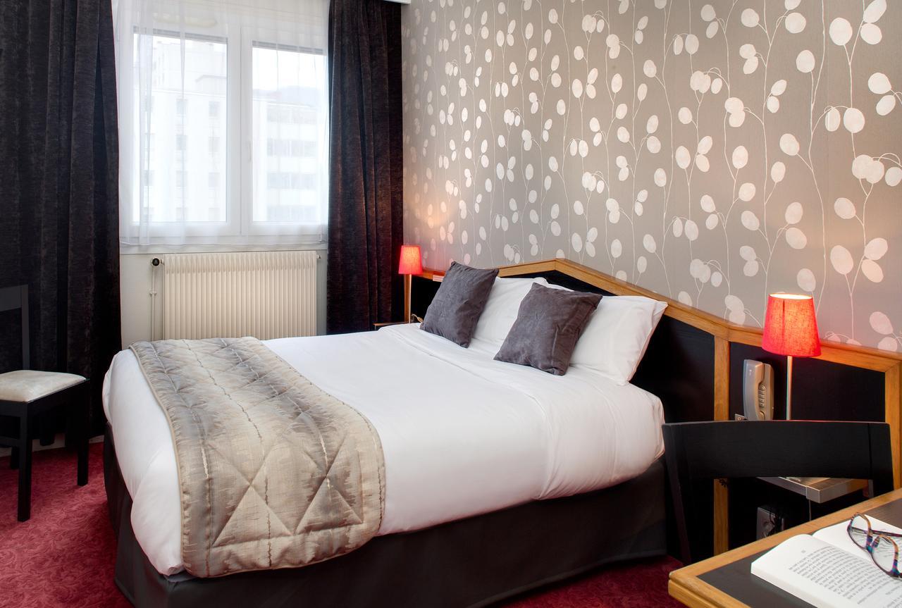 Logis Hotel Du Midi - Saint Etienne Sud Zewnętrze zdjęcie