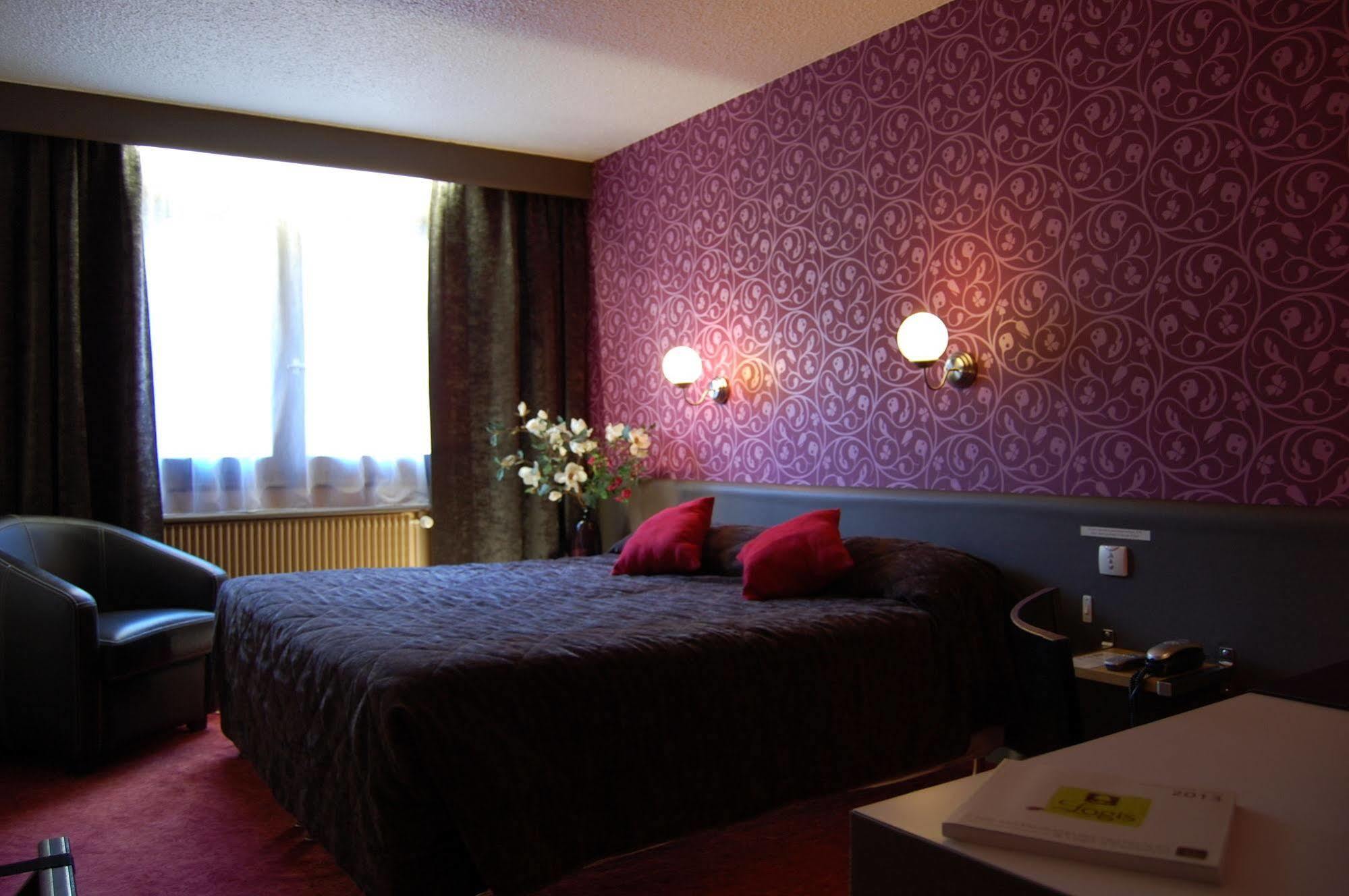 Logis Hotel Du Midi - Saint Etienne Sud Zewnętrze zdjęcie