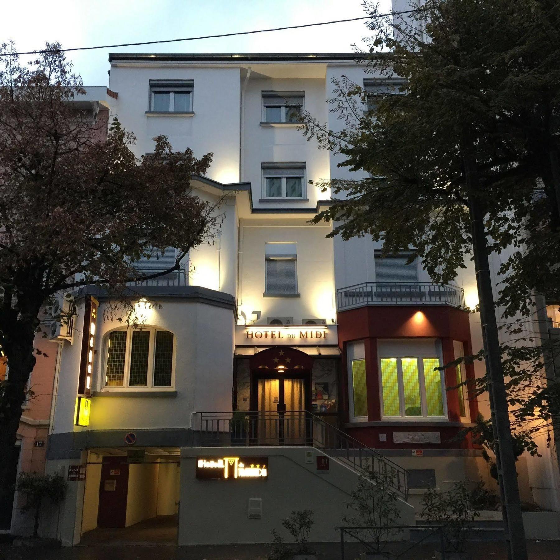 Logis Hotel Du Midi - Saint Etienne Sud Zewnętrze zdjęcie